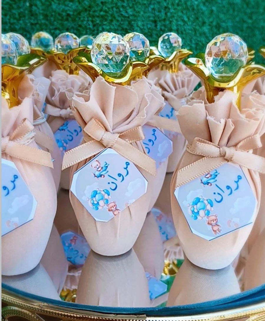 توزيعة ورد صغيرة
